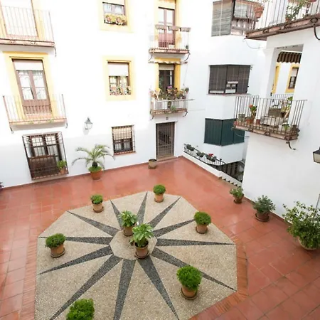 Saravia Only Families Apartamento *