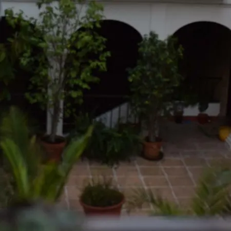 Saravia Only Families Apartment