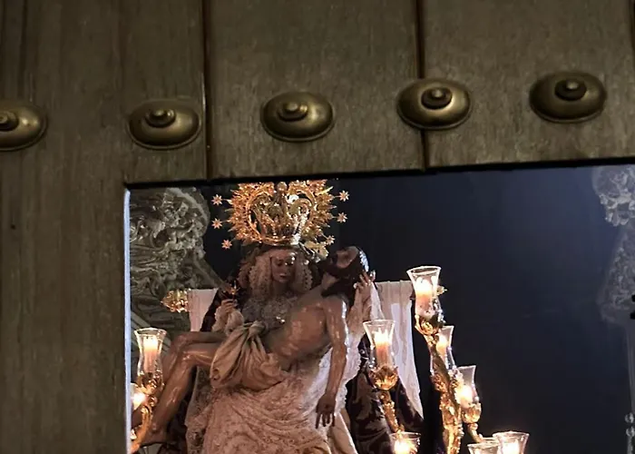 Saravia Only Families