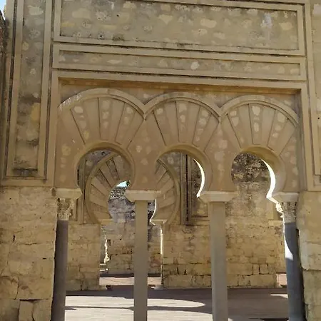 Saravia Only Families * قرطبة