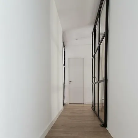 Saravia Only Families قرطبة